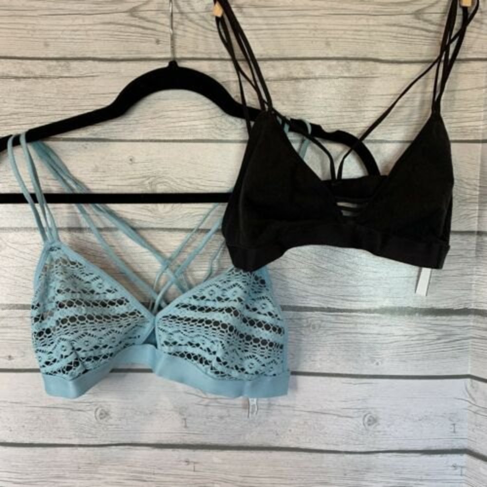2 Victorias Secret Bra Sz M  Lace Lined Light Bralettes Pink Bundle Black / Blue